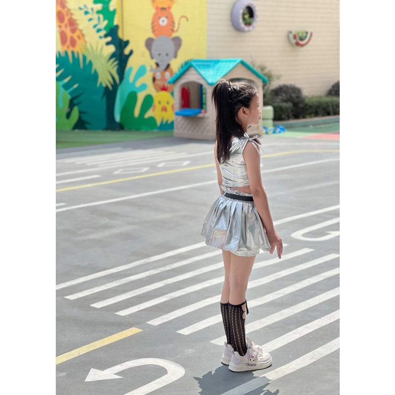 Conjunto de Falda Plisada y To - Street Fashion Runway reseña y precio